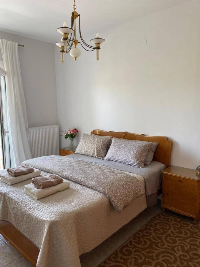 Polys Apartment And Paraskevi Studio With View Ptolemaida Exterior foto