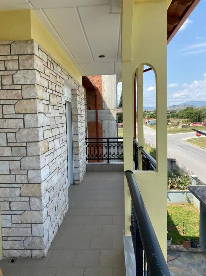 Polys Apartment And Paraskevi Studio With View Ptolemaida Exterior foto