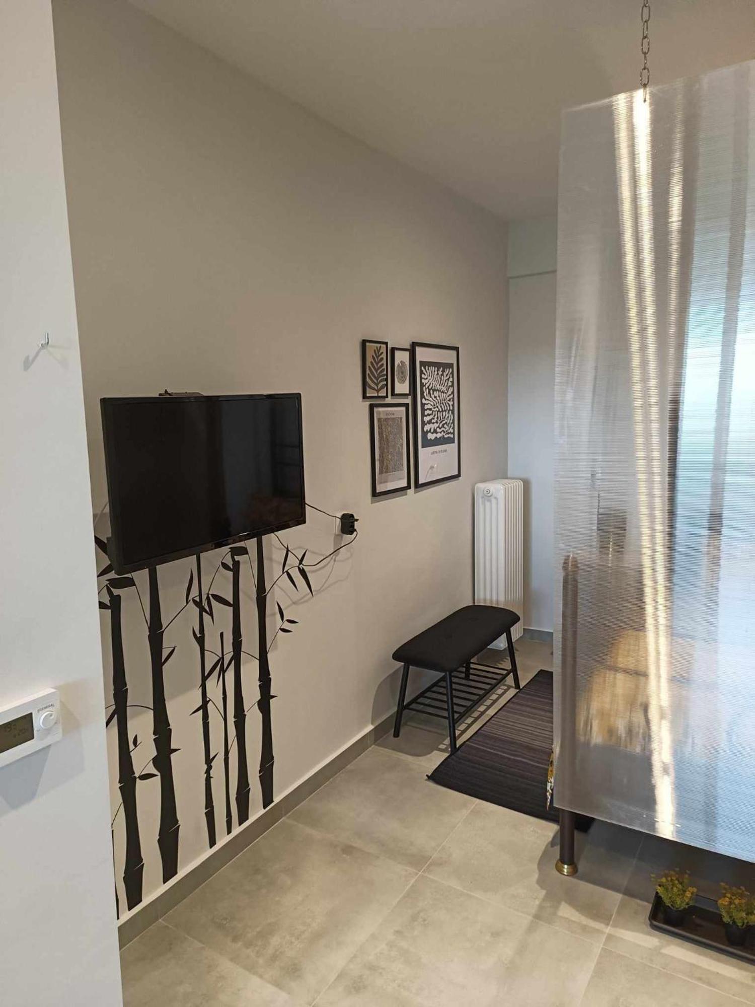 Polys Apartment And Paraskevi Studio With View Ptolemaida Exterior foto